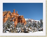 Bryce 011 * A blanket of snow over the red hoodoos near Bryce Canyon NP * A blanket of snow over the red hoodoos near Bryce Canyon NP * 2816 x 2112 * (3.66MB)